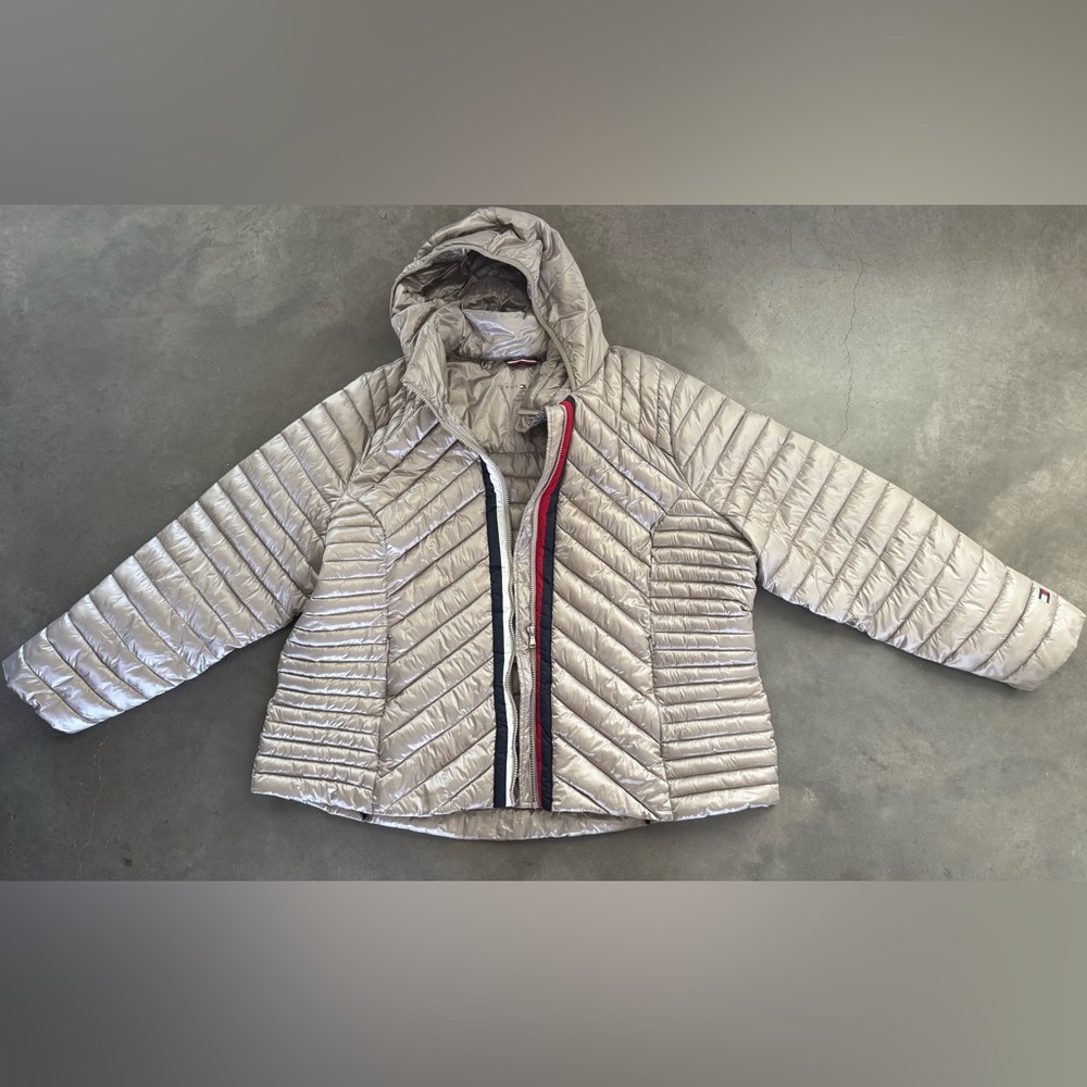 Tommy Hilfiger women’s  Puffer Jacket
